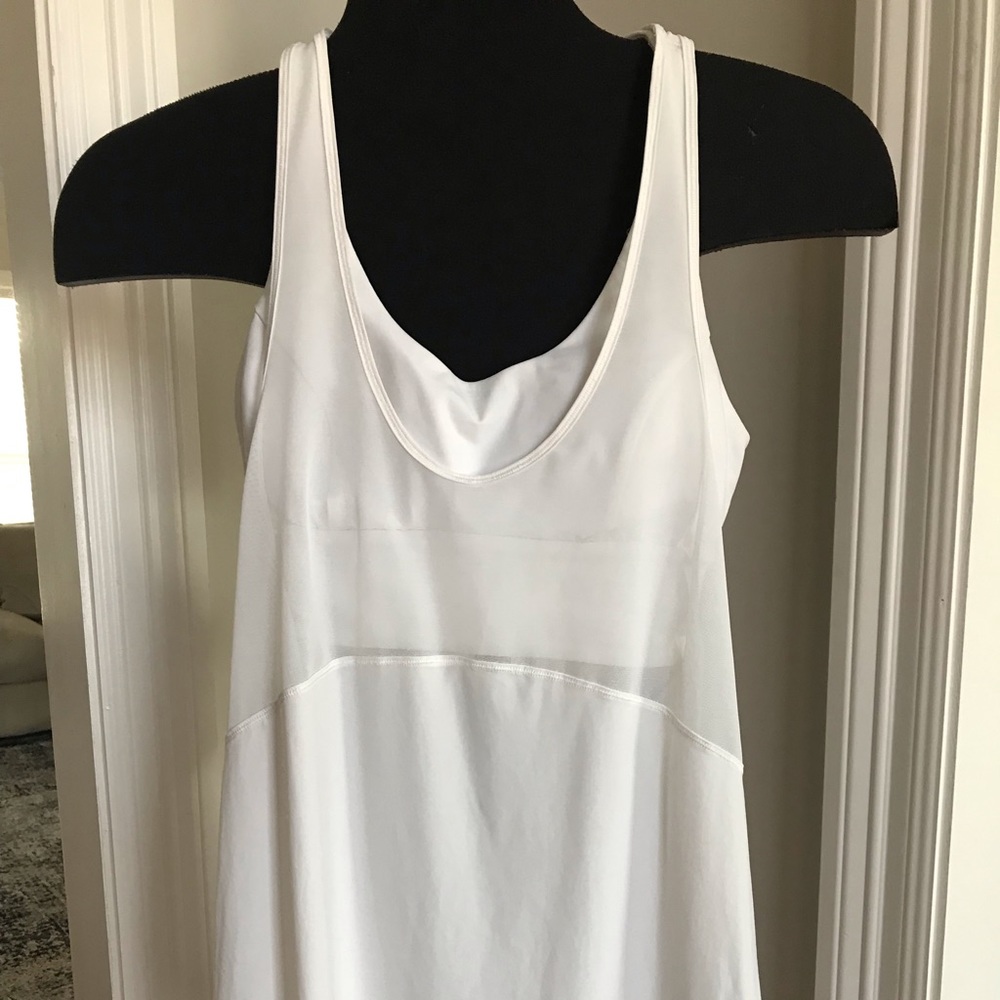 Lululemon 2-in-1 tank